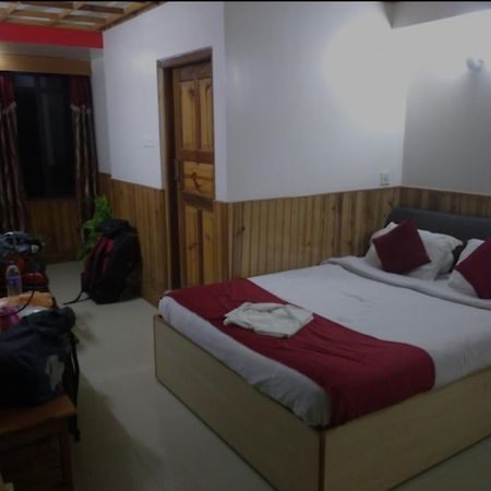 Hotel Knight Inn شيلونغ المظهر الخارجي الصورة